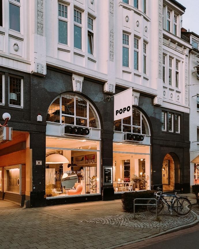 SCHAUFENSTER PARTY